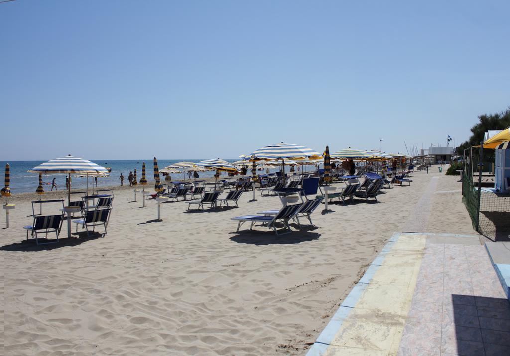 Al Villino Del Sole Bed & Breakfast Fano Exterior foto