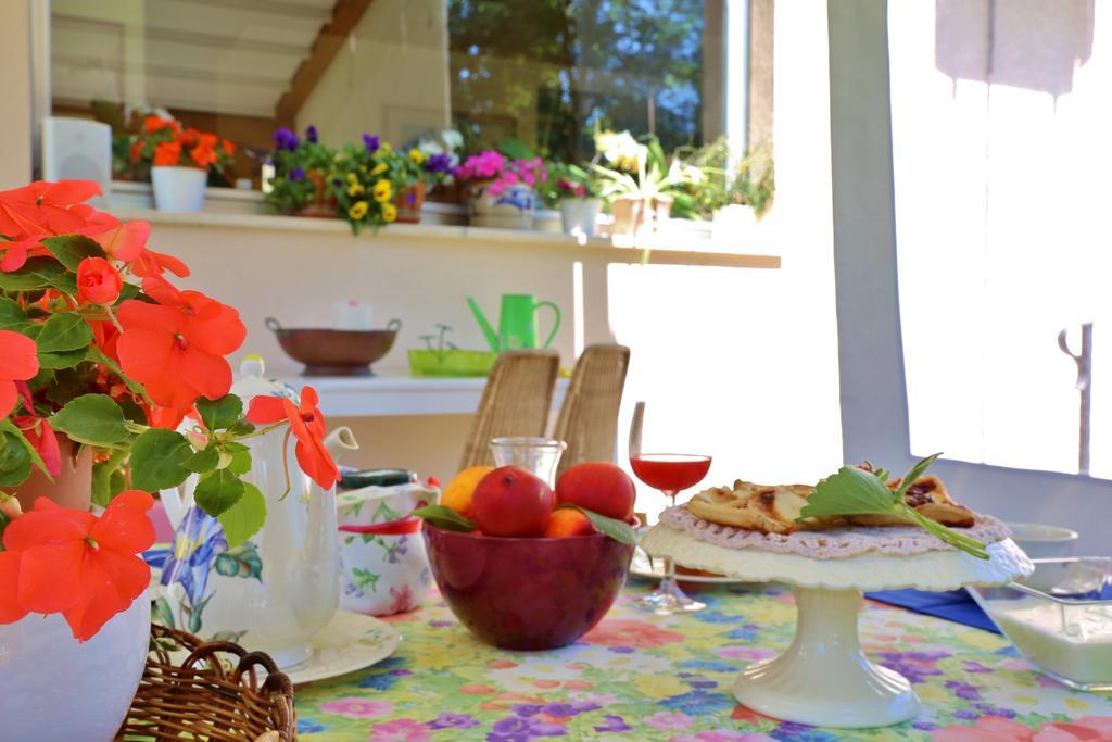 Al Villino Del Sole Bed & Breakfast Fano Exterior foto