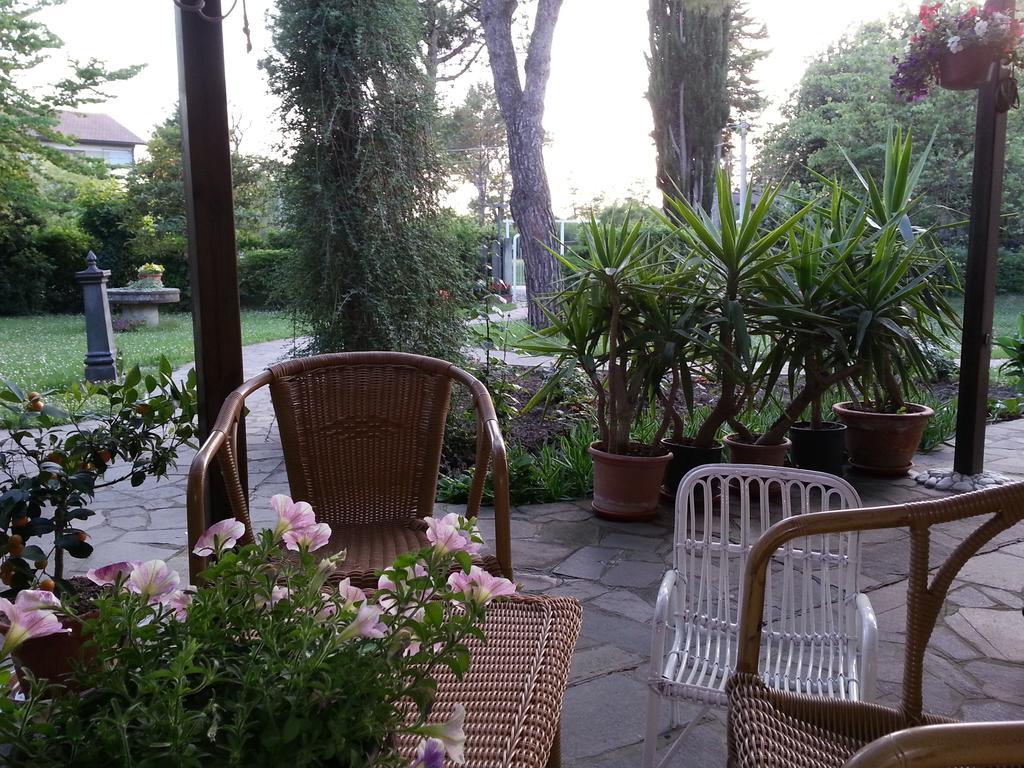 Al Villino Del Sole Bed & Breakfast Fano Exterior foto