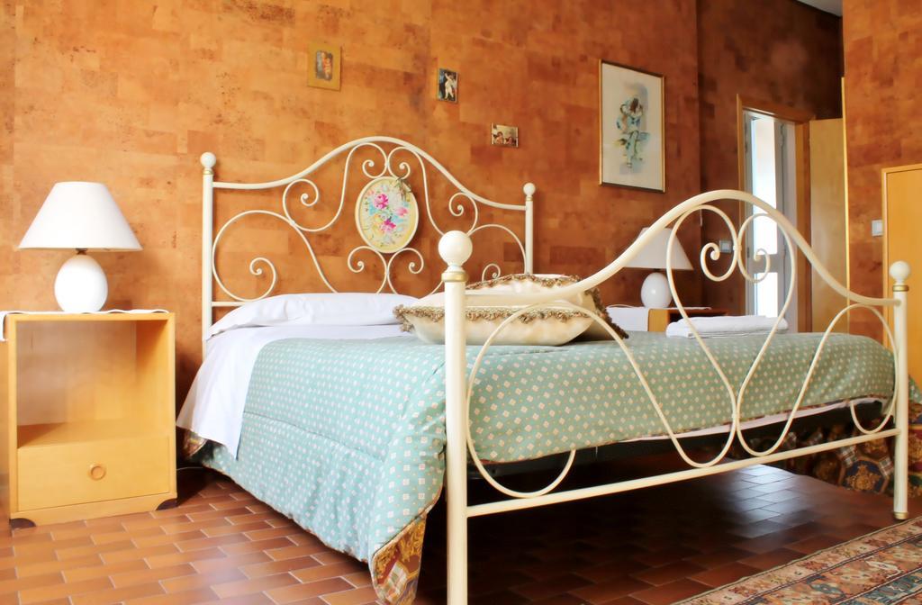 Al Villino Del Sole Bed & Breakfast Fano Exterior foto